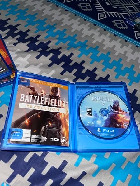 pack of 2 games of ps4 (farcry 5 and battle feild 5 ) 3