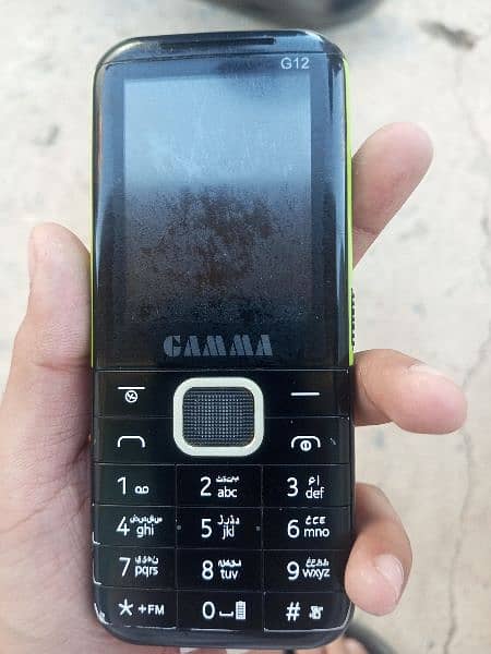 itel gama button phone back broke 3