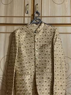 barat coat for sale as brand new