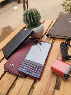 BlackBerry Key2 LE Atomic Red Edition