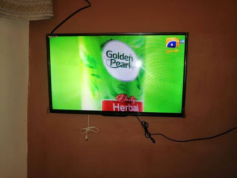 Nobel led tv 32" 2