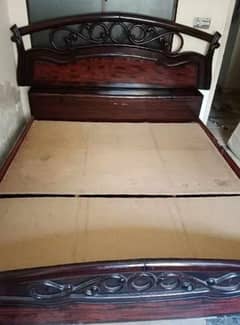 King Size Wooden Bed With 2 Side Tables in 35k. North Nazimabad.