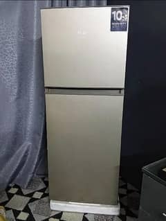 Haier fridge HRF-186EBD