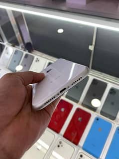 iPhone x R 128 GB PTA approved my WhatsApp number 0313=4912=348