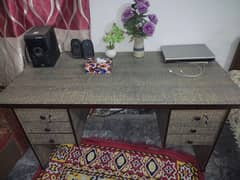 office/ computer table for sale