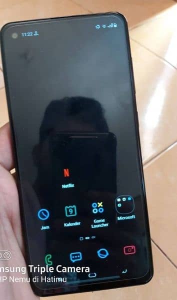 Samsung. 1