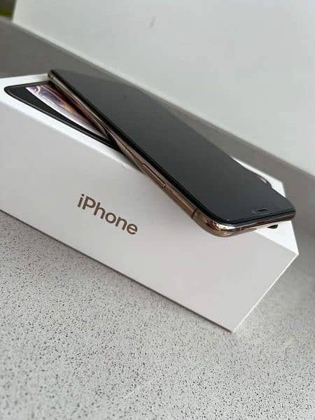 iPhone XS Max 256 GB memory PTA approved 0336.3117. 605 2