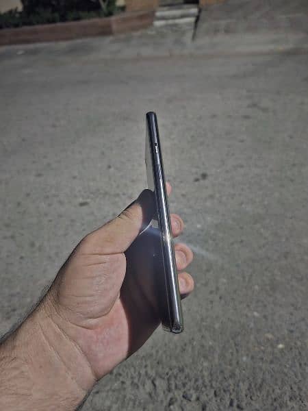 OnePlus 8.12/256 3