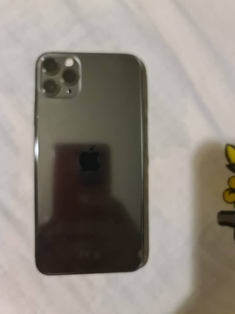 Iphone 11 pro max PTA Approved 2