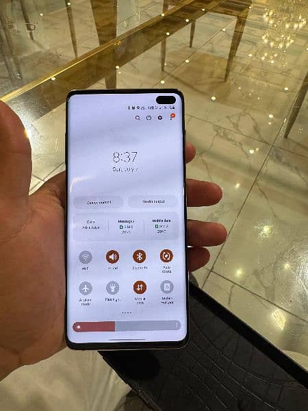 Samsung s10 plus 0