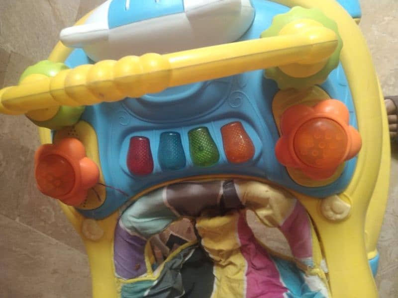 Baby waker jenion swing function urgent sell 18