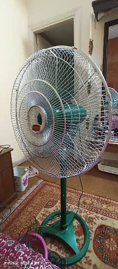 22 "NATIONAL Pedestal Fan S Mohd Din & Sons