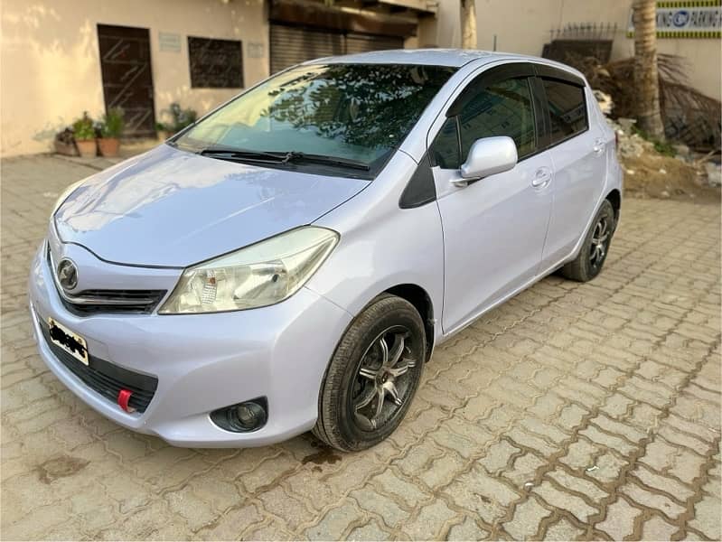 Toyota Vitz 2012 5