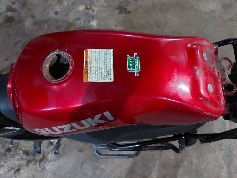 Suzuki 110 bike fuel tank 2