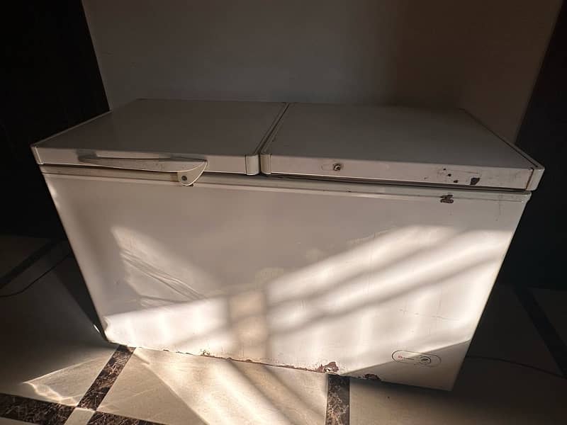 Dawlance double door Deep Freezer 2