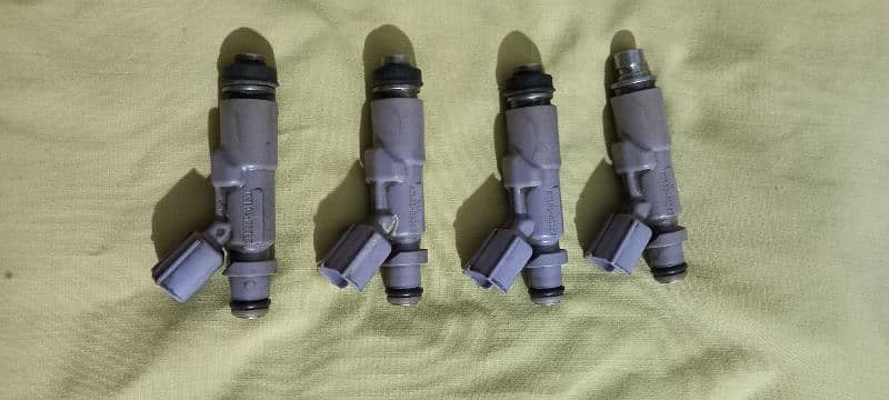 Vitz engine 1000cc Injector 0