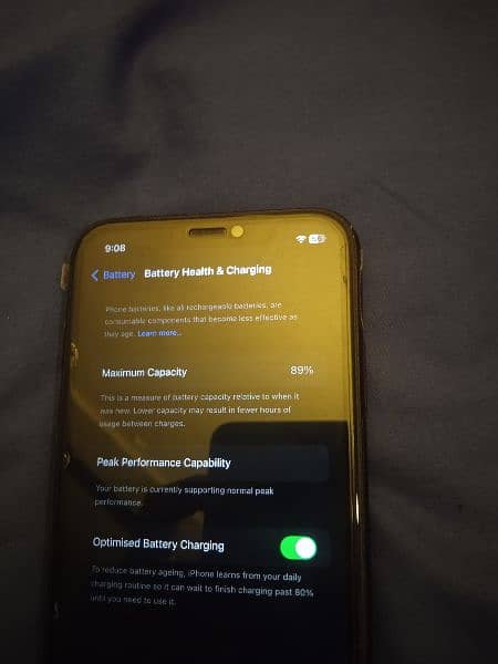 I phone XR jv 64 GB with 89 battery healthy condition 10/10 2