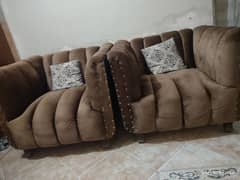 5 seater sofa available in good condition