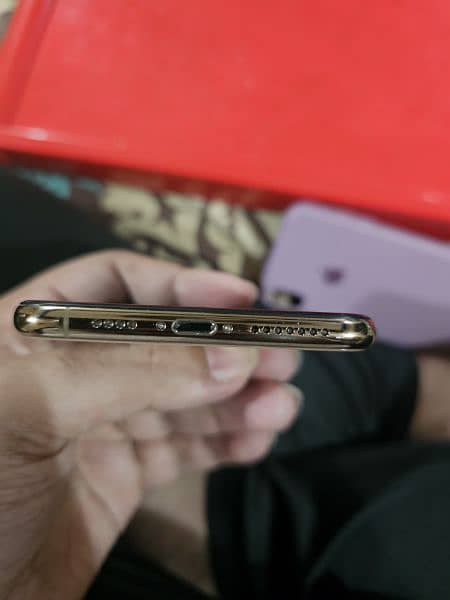 iPhone XS Max PTA 5