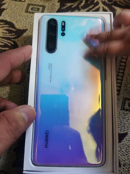 Huawei p30 pro 8gb and 128gb dual sim no dat 4