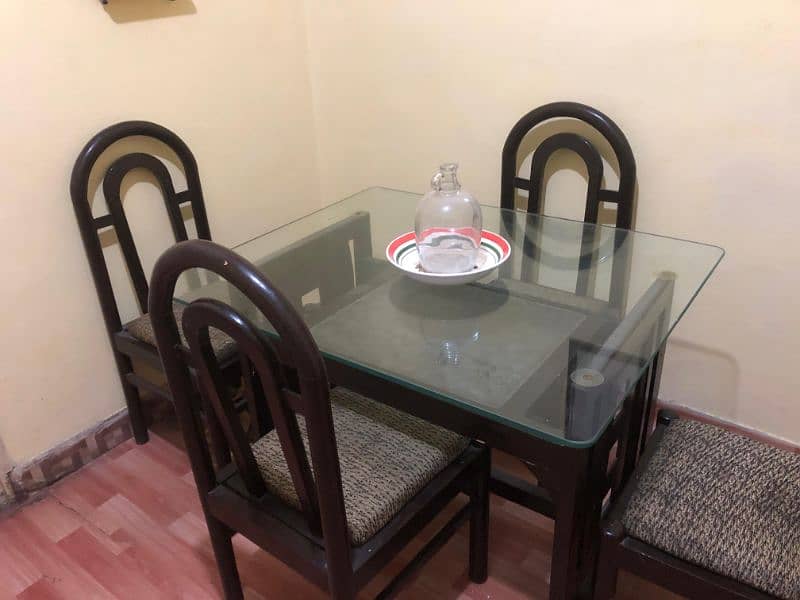 Good condition mai hai 4 seater dining table 0