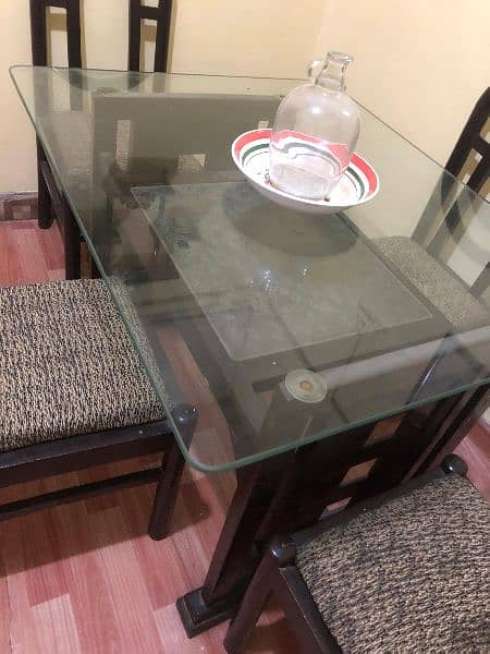 Good condition mai hai 4 seater dining table 1