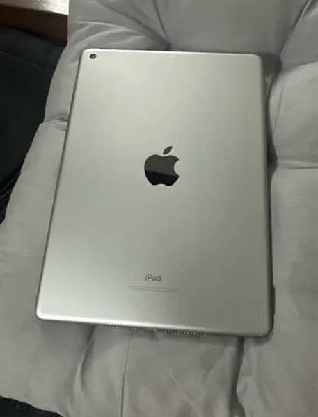 iPad 6 generation condition 10/10 everything with in genuine condition 0