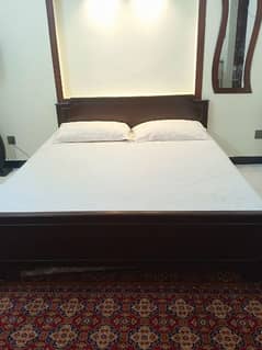 Double bed / Queen-size/ wooden