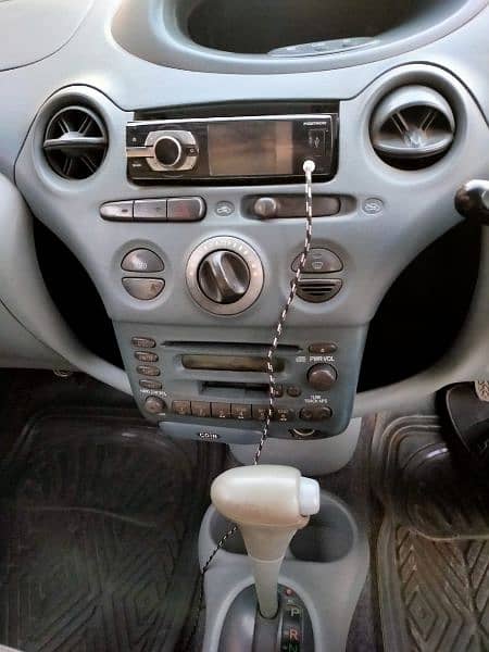 Toyota Vitz 1999 1