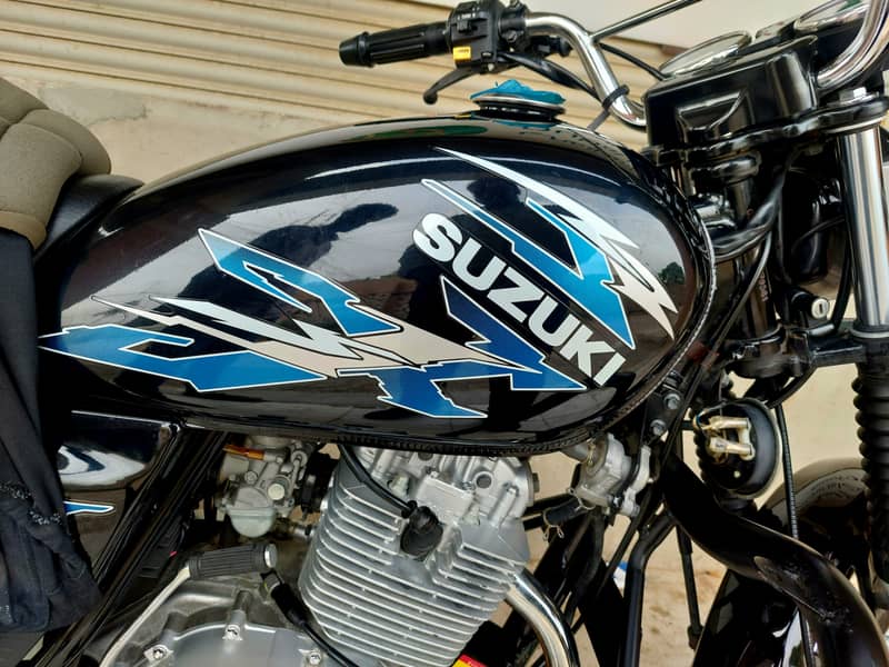 SUZUKI GS 150 SPECIAL EDITION 4