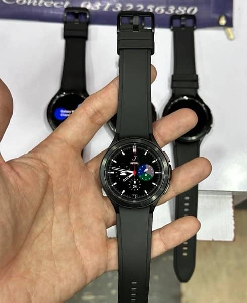 Samsung Galaxy Watch4 Classic 0