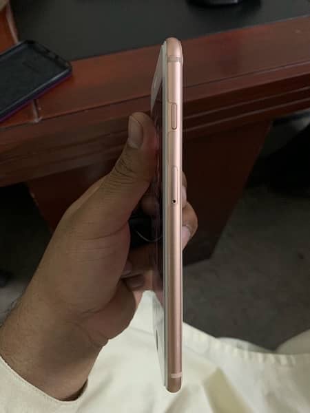 iphone 8+ PTA Approved 64 Gb waterpack 77% batter 10/10 condition 1