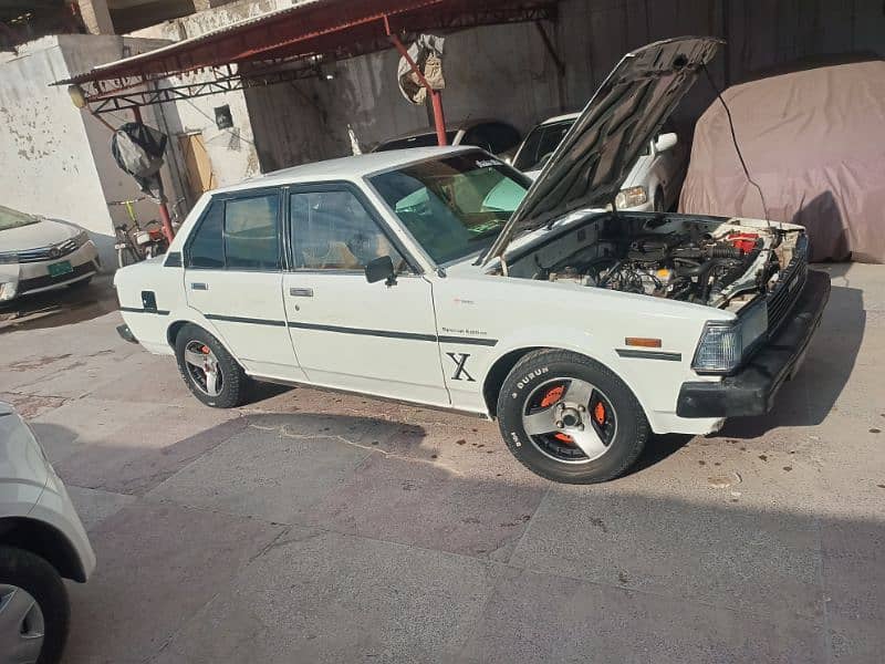 Toyota Corolla GLI 1982 5