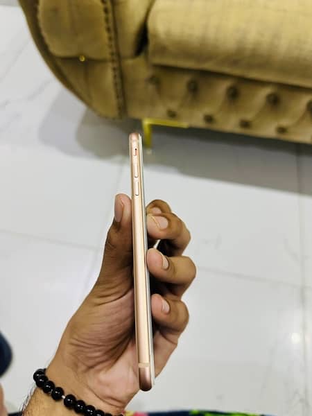 iphone 8 plus pta apporved 4