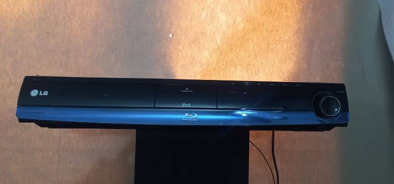 LG Blu ray home theater 3.1  Hb954wa 2