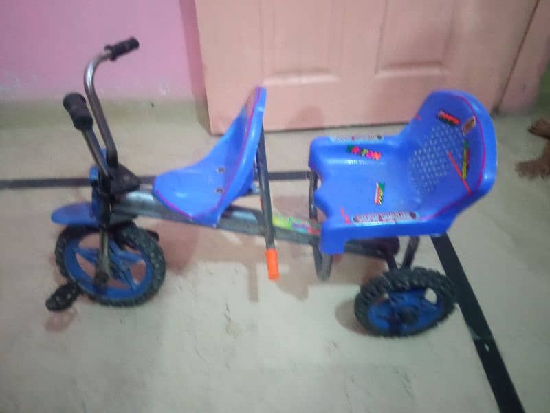 Kids 3 Wheel Tricycle in Excellent condition 0