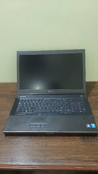 DELL Precision M6800 i7 4th Generation 1