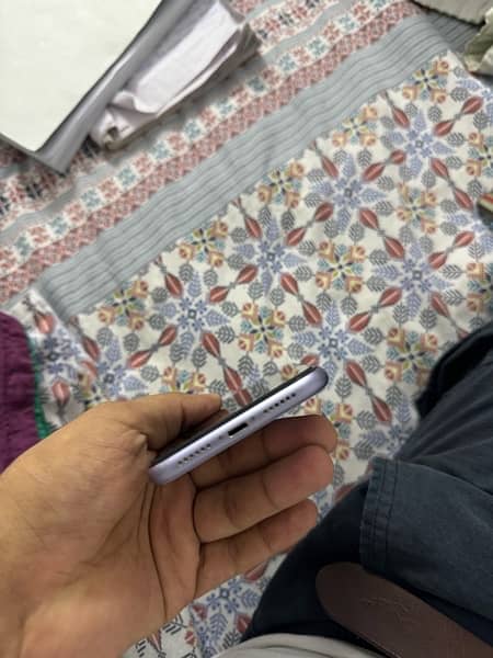 Apple iphone 11 non pta factory unlock 64GB 4