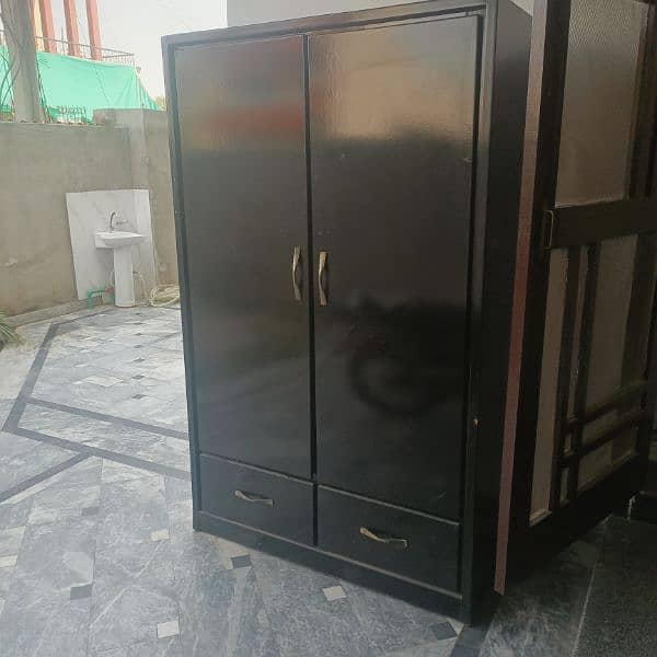 Good Condition Heavy Wardrobe Cupboard Almari 2