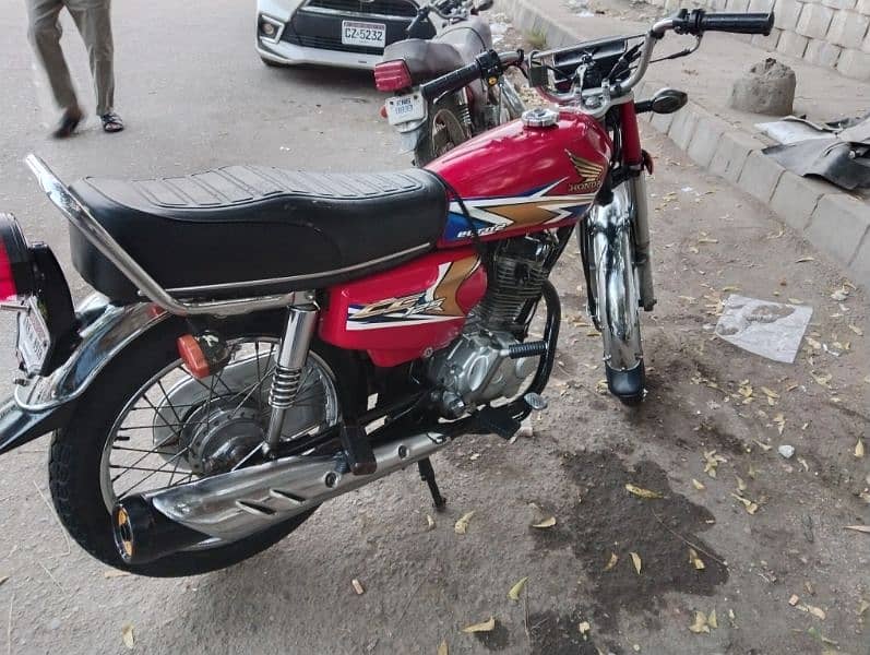 Honda 125 Karachi No plate 1