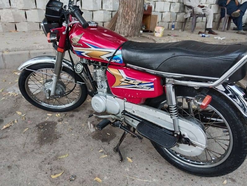 Honda 125 Karachi No plate 3