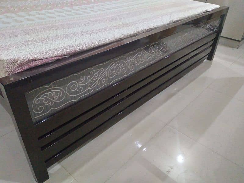 Iron Bed For Sale In Good Condition 3