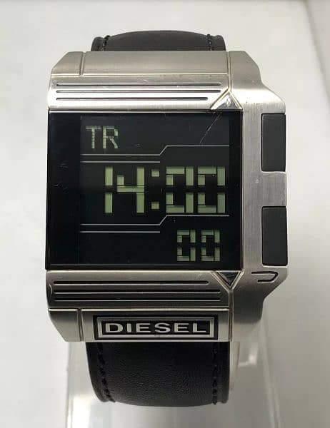 Diesel  digital  watch 1