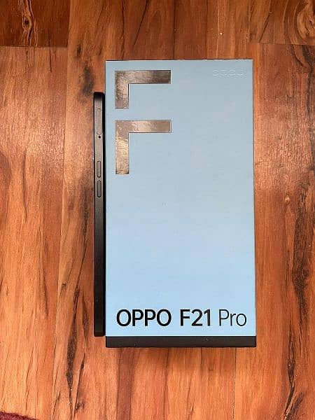 Oppo F21 (4G) with Box. Excellent 1