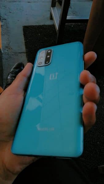 one plus 8T 12Ram 256 storage 0