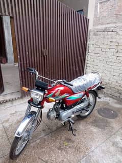 Honda CD 70, 2017 Model 
Engine A1