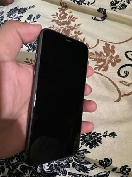 iphone 11 Factory non PTA 64gb 86% battery health 2