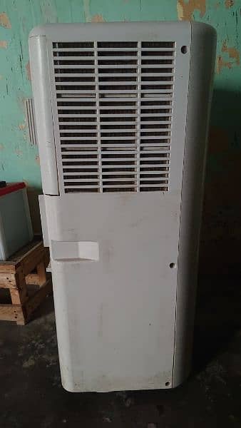 Portable ac for sale like new perfect condition 2