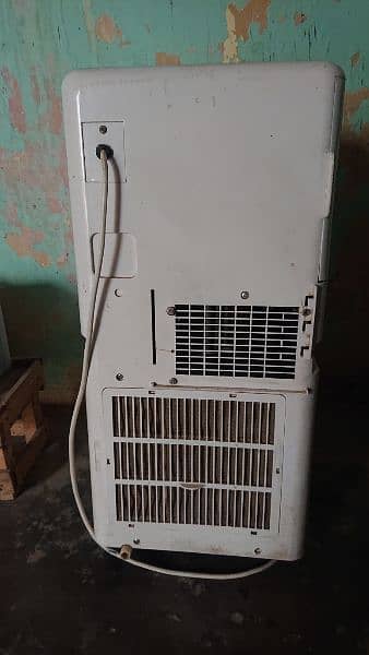 Portable ac for sale like new perfect condition 3