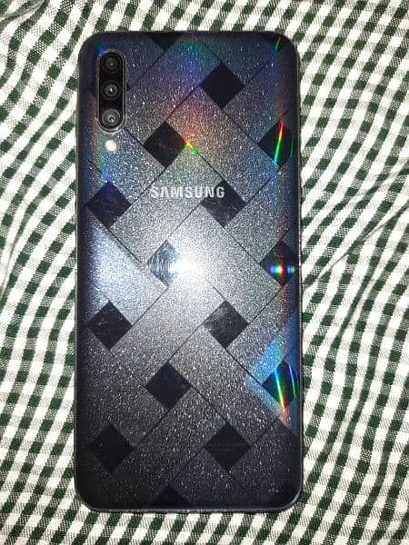 Samsung galaxy a30s 0